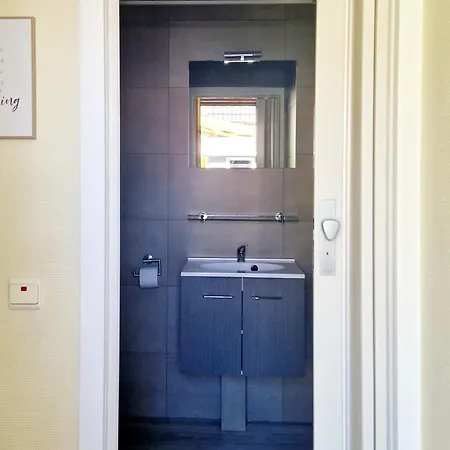 Huize Mares Holiday home Bredene